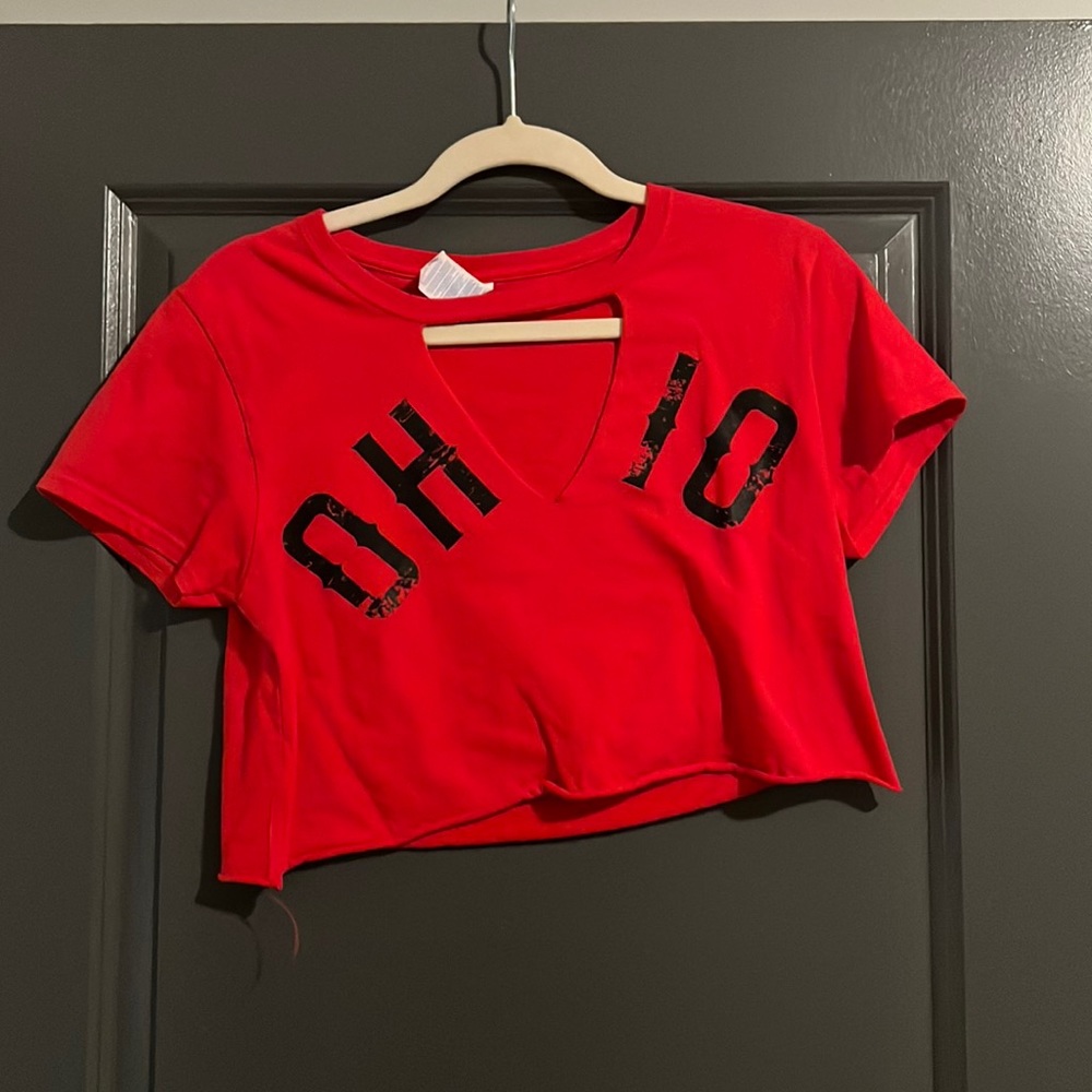Ohio state red and black letter cropped top vneck cutout size medium